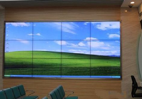 古田液晶拼接屏的另类用法。